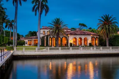 790 S County Rd, Palm Beach: photo 1 of 15