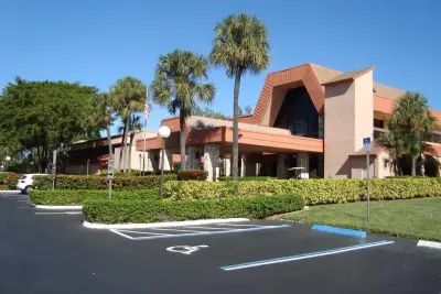 3120 Holiday Springs Blvd #106, Margate: photo 1 of 56