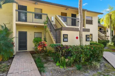 3053 Carambola Cir, Coconut Creek: photo 1 of 54