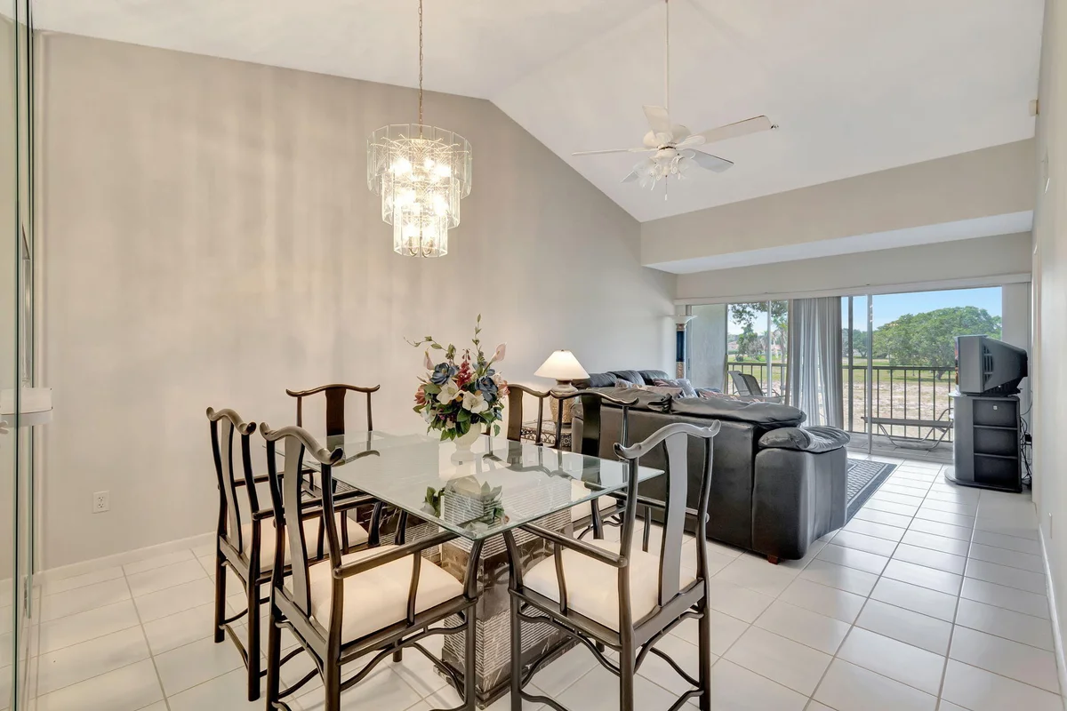 280 NW 67th St #B207, Boca Raton: photo 1 of 26