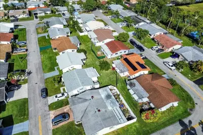 4805 NW 25th Ter, Fort Lauderdale: photo 1 of 21