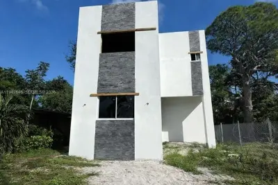 518 NW 13th Ave, Fort Lauderdale: photo 1 of 9
