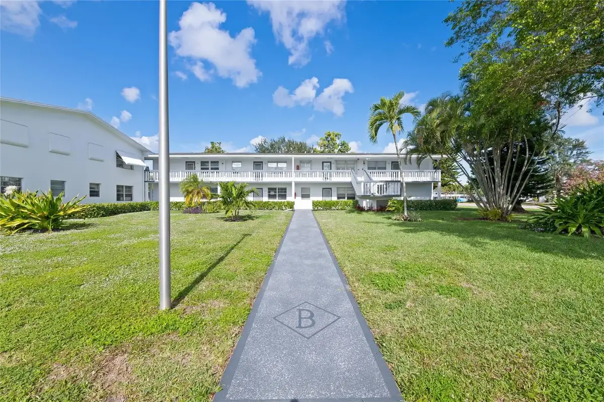 39 Prescott B, Deerfield Beach: photo 1 of 19