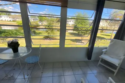 2112 Newport U, Deerfield Beach: photo 1 of 42