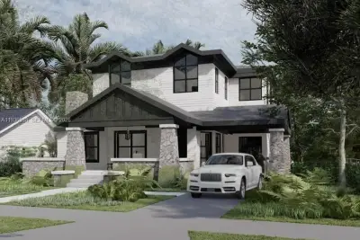 67 NE 44th St, Miami: photo 1 of 9