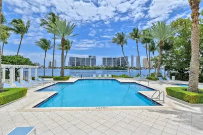 3215 NE 184th St #14301, Aventura: photo 1 of 44