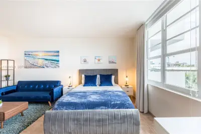 100 Lincoln Rd #431, Miami Beach: photo 1 of 34