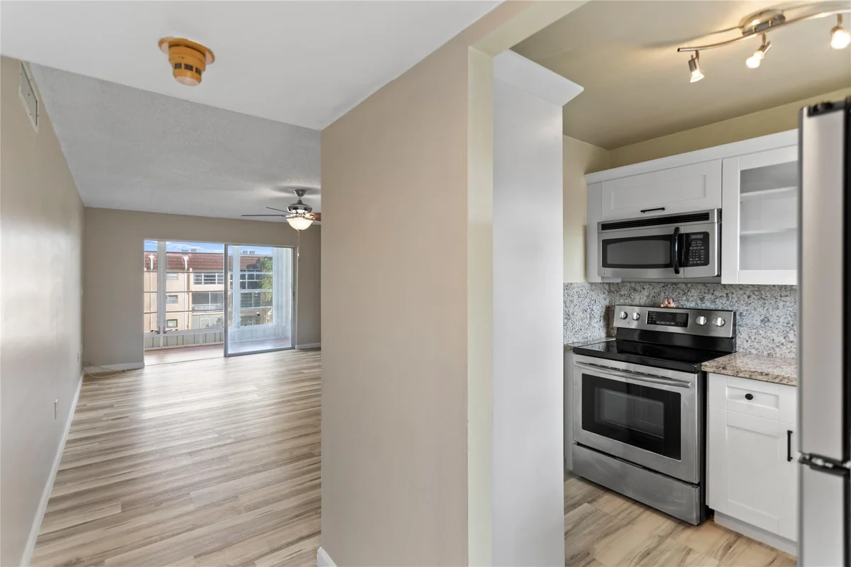 2720 N Pine Island Rd #307, Sunrise: photo 1 of 40