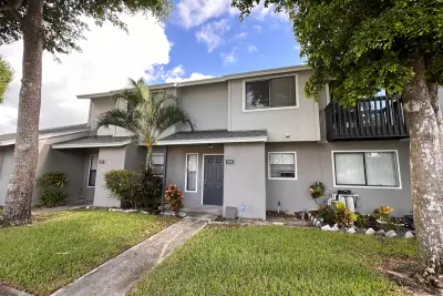 5806 Channel Dr, Greenacres: photo 1 of 21