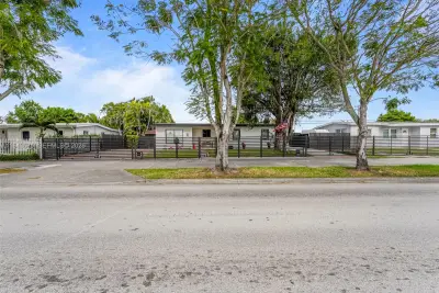 11415 SW 56th St, Miami: photo 1 of 70