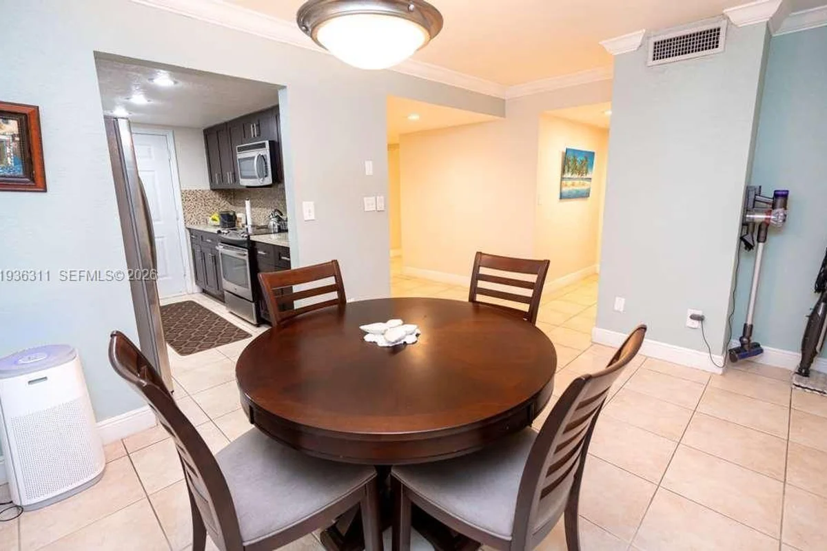 8600 SW 109th Ave #4-114, Miami: photo 1 of 45