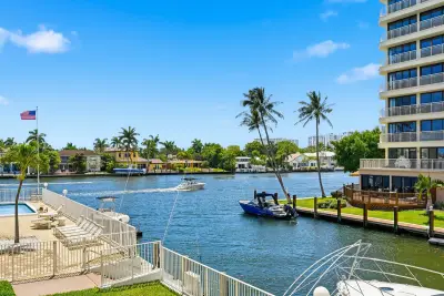 3100 NE 49th St #206, Fort Lauderdale: photo 1 of 40