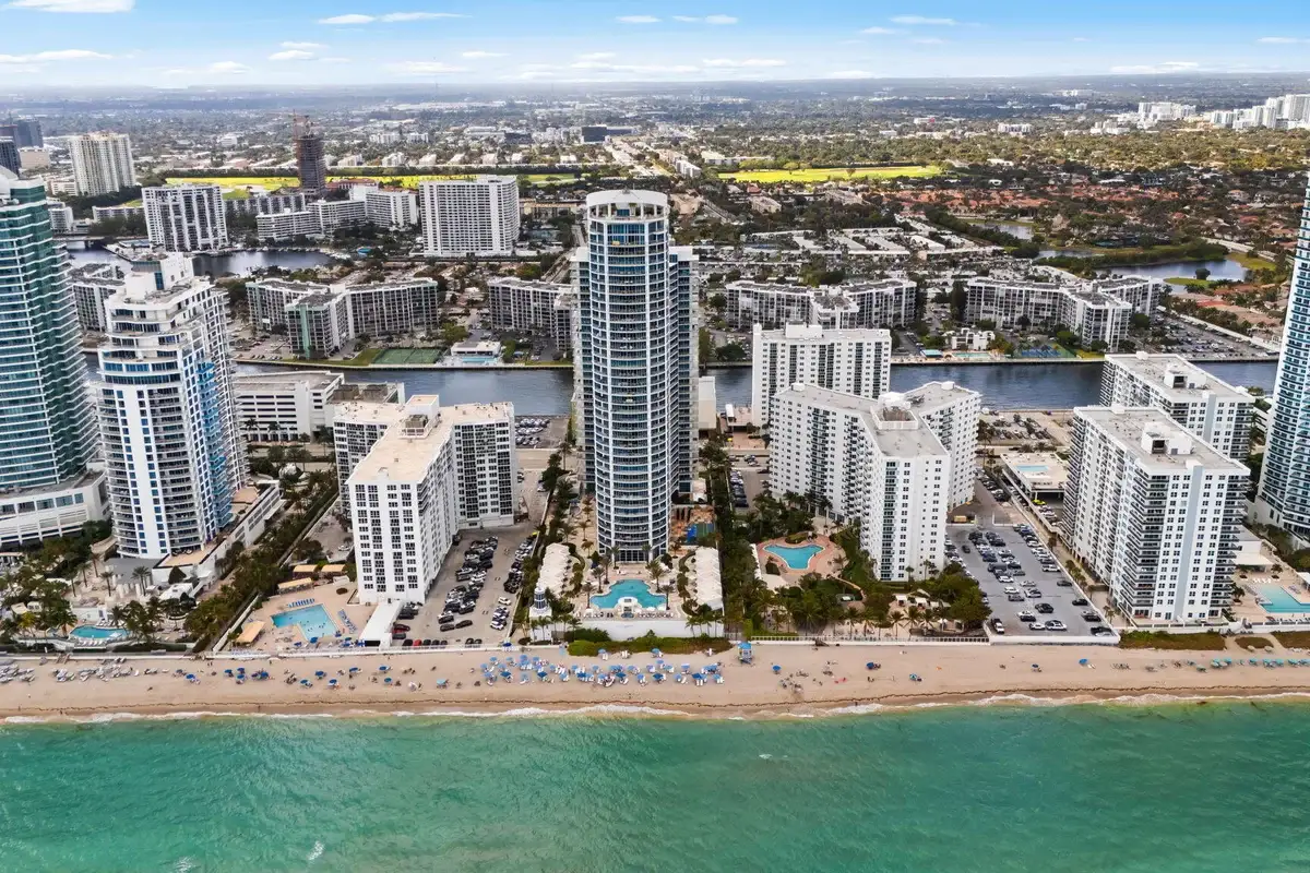 3101 S Ocean Dr #1807, Hollywood: photo 1 of 39