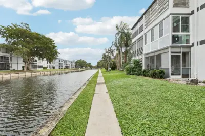 8330 Sands Point Blvd #304n, Fort Lauderdale: photo 1 of 9