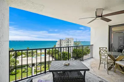 1905 N Ocean Blvd #8E, Fort Lauderdale: photo 1 of 19