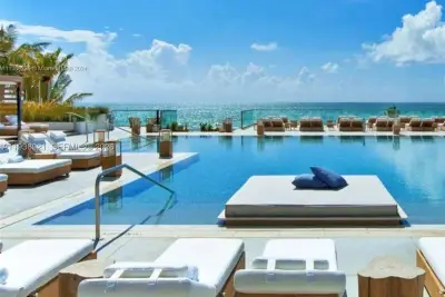 2301 Collins Ave #423, Miami Beach: photo 1 of 37