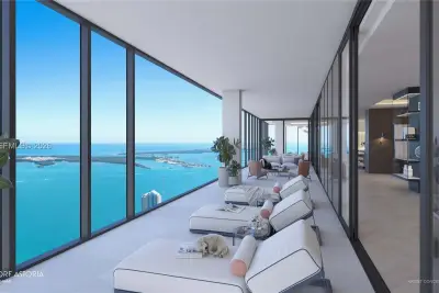 300 N Biscayne Blvd #PH 6, Miami: photo 1 of 15