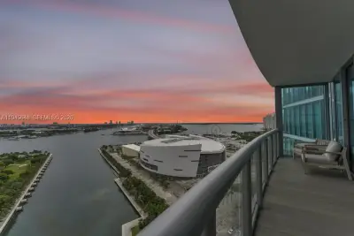 888 Biscayne Blvd #2409, Miami: photo 1 of 1