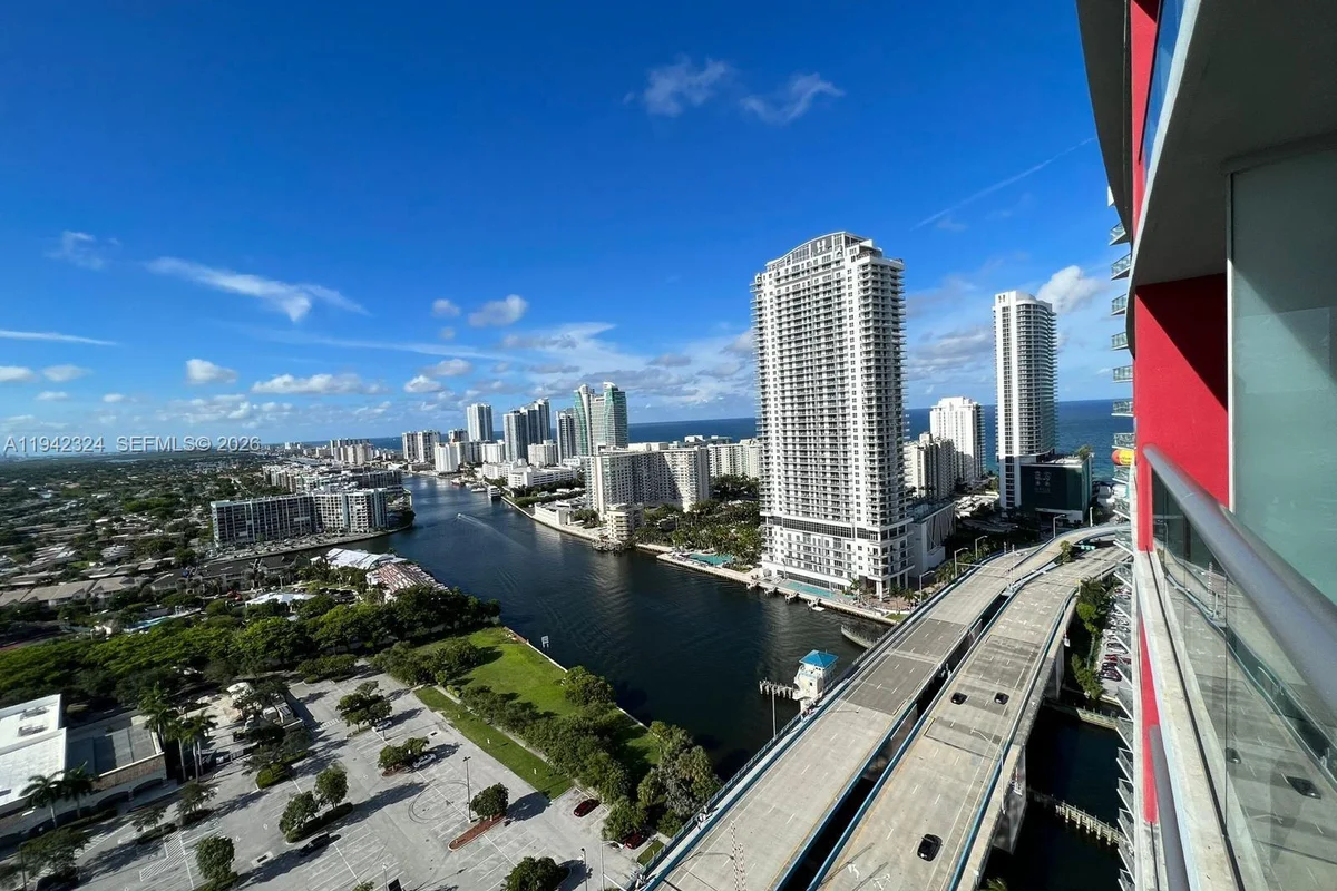 2602 E Hallandale Beach Blvd #R2508, Hallandale Beach: photo 1 of 32