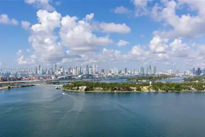 540 West Ave #2311, Miami Beach: photo 1 of 13
