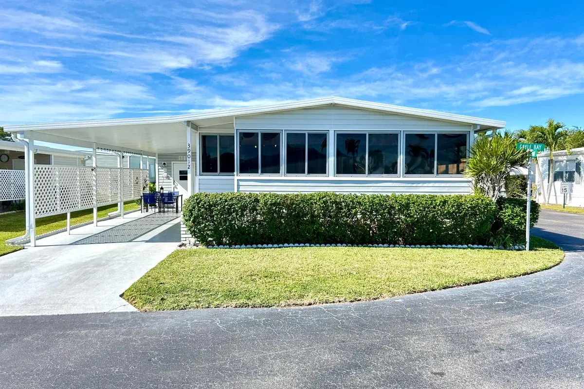 39012 Gayle Bay, Boynton Beach: photo 1 of 45