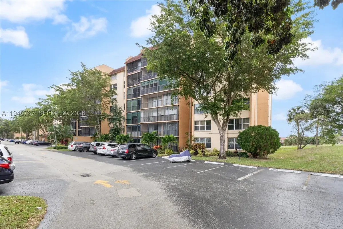3771 Environ Blvd #253, Lauderhill: photo 1 of 49