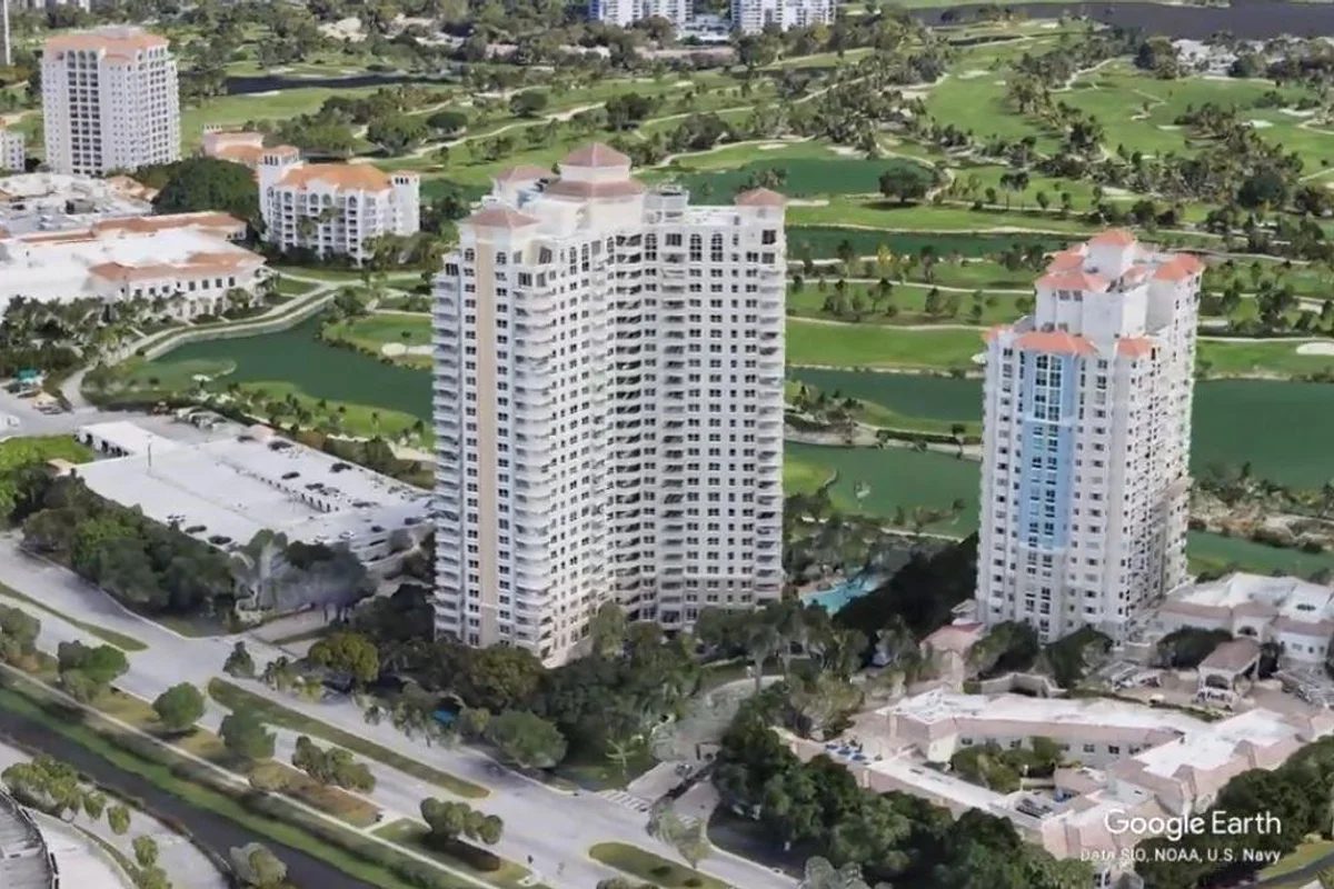 19501 W Country Club Dr #2306, Aventura: photo 1 of 26