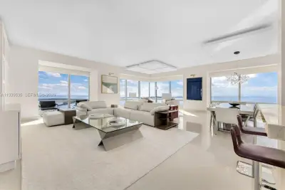 1425 Brickell Ave #56F, Miami: photo 1 of 18