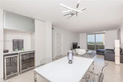 5555 Collins Ave #9U, Miami Beach: photo 1 of 37