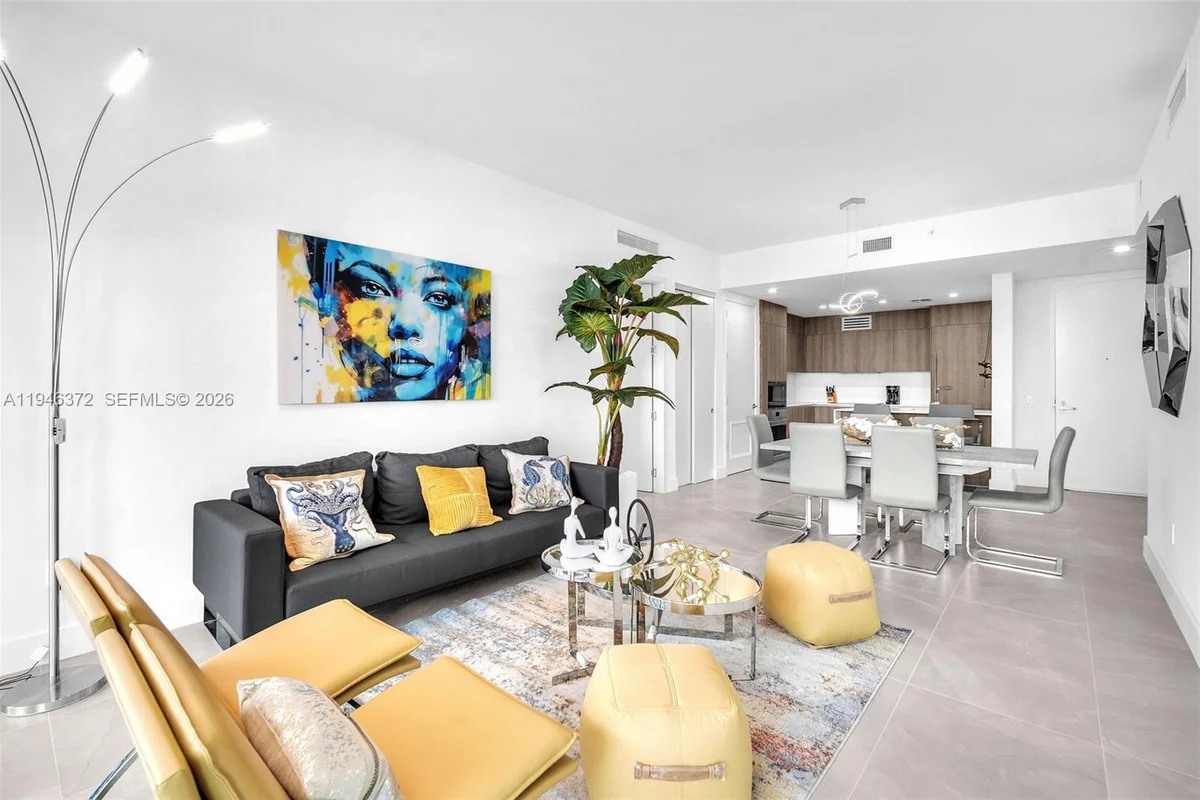 17550 Collins Ave #504, Sunny Isles Beach: photo 1 of 25