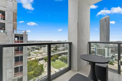 239 SW 9th St #2303, Miami: photo 1 of 75