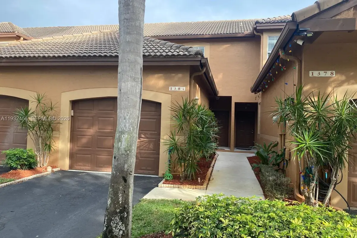 1384 Veracruz Ln #4-7, Weston: photo 1 of 25
