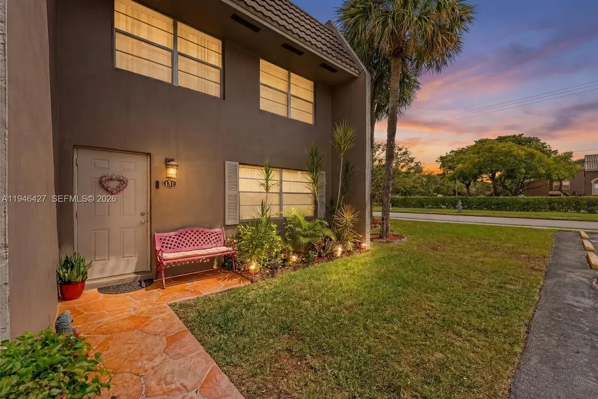 9050 NW 28th St #131, Coral Springs: photo 1 of 20