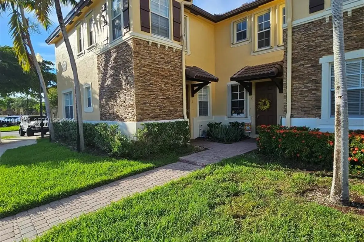 9209 SW 227th St #1, Cutler Bay: photo 1 of 4