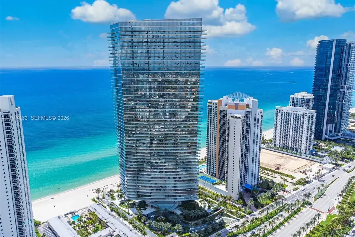 18975 Collins Ave #4602, Sunny Isles Beach: photo 1 of 32