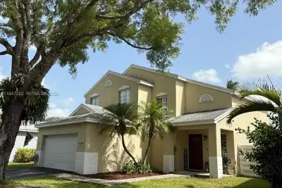 14534 SW 144th Ter, Miami: photo 1 of 25