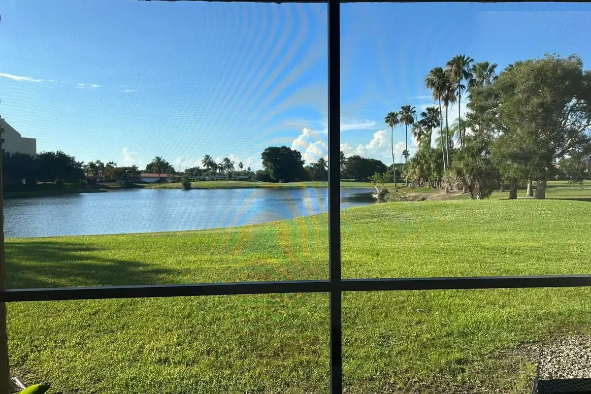16325 Golf Club Rd #109, Weston: photo 1 of 20