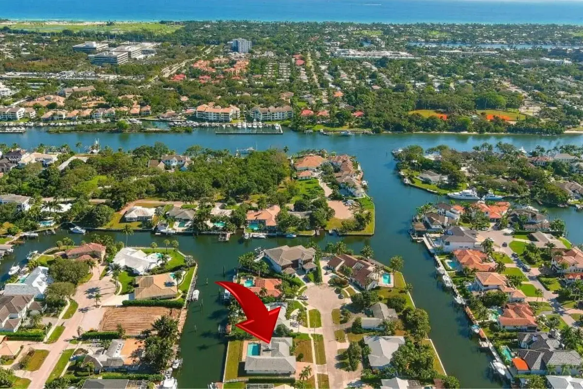 2185 Carib Cir, Palm Beach Gardens: photo 1 of 17