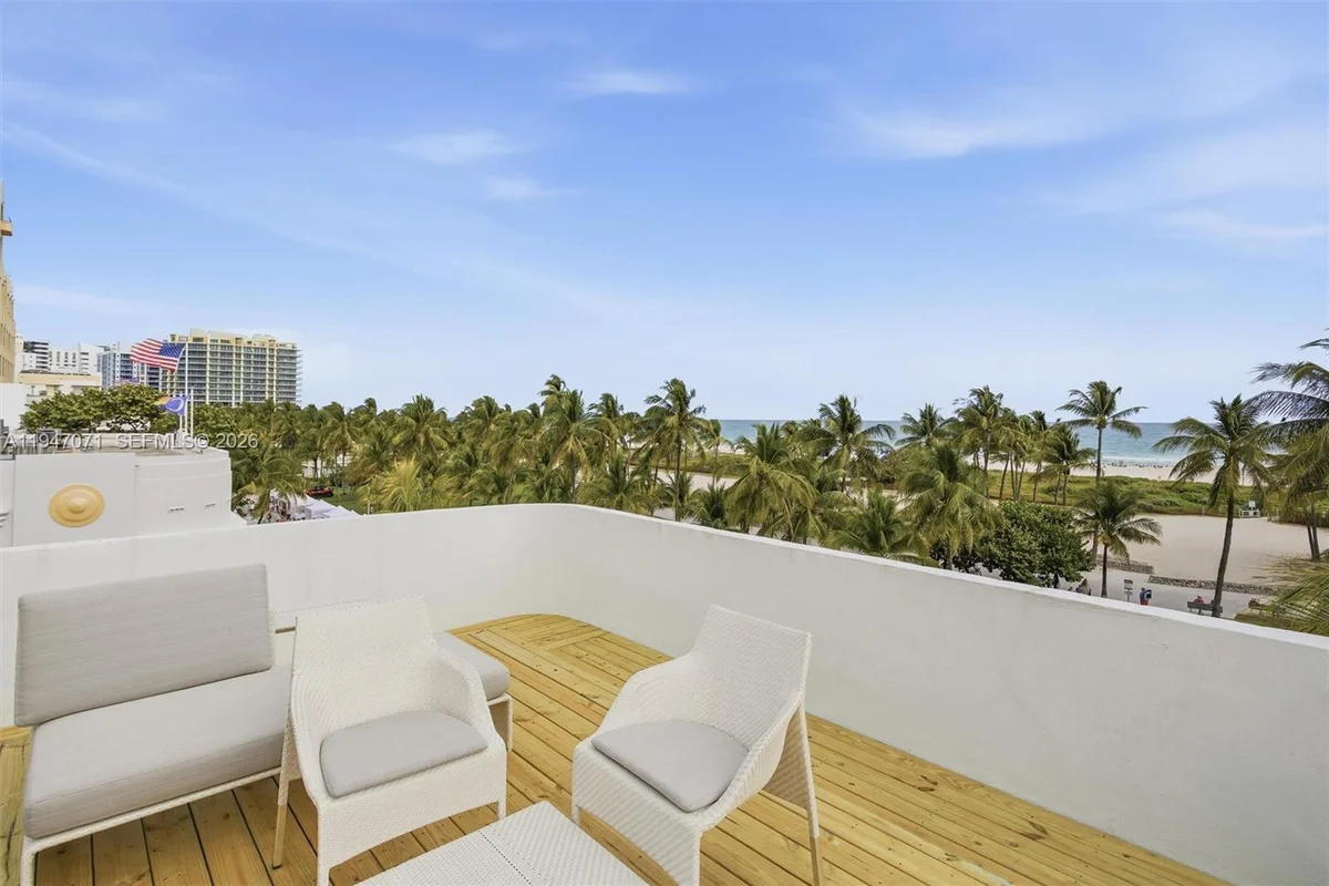 1250 Ocean Dr #PH1, Miami Beach: photo 1 of 59