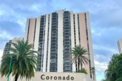 20335 W Country Club Dr #405, Aventura: photo 1 of 30