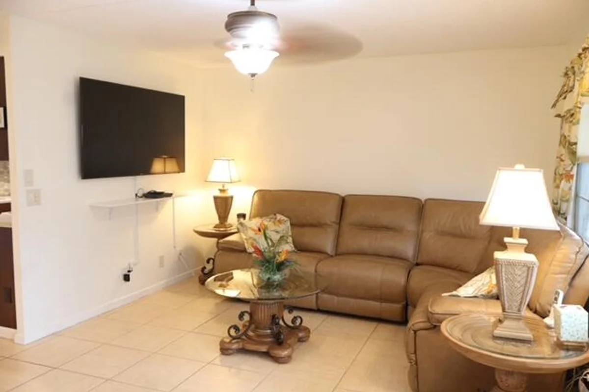 1011 Cornwall A, Boca Raton: photo 1 of 24