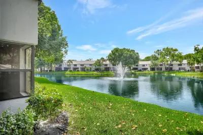 4771 NW 22nd St #42121, Coconut Creek: photo 1 of 27