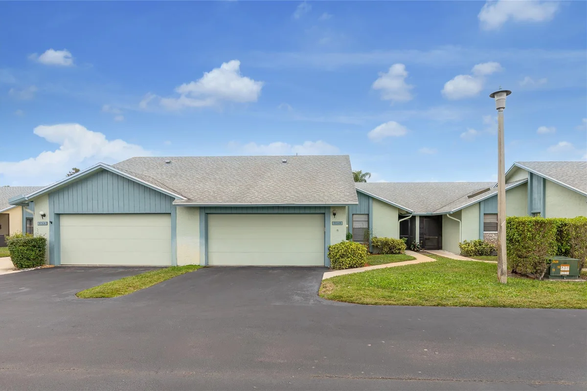 9114 SW 20th St #B, Boca Raton: photo 1 of 36