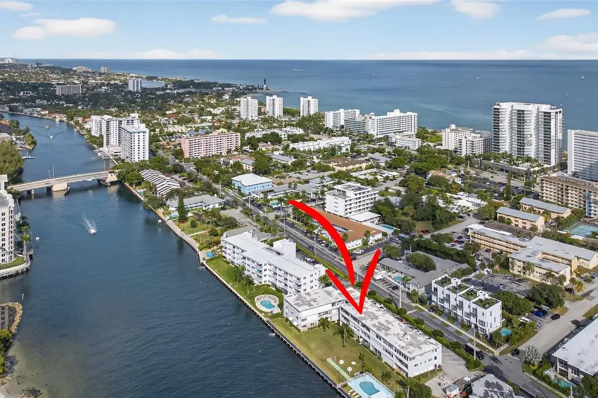 1001 N Riverside Dr #305, Pompano Beach: photo 1 of 44