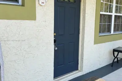 1963 SW 70th Way, North Lauderdale: photo 1 of 7