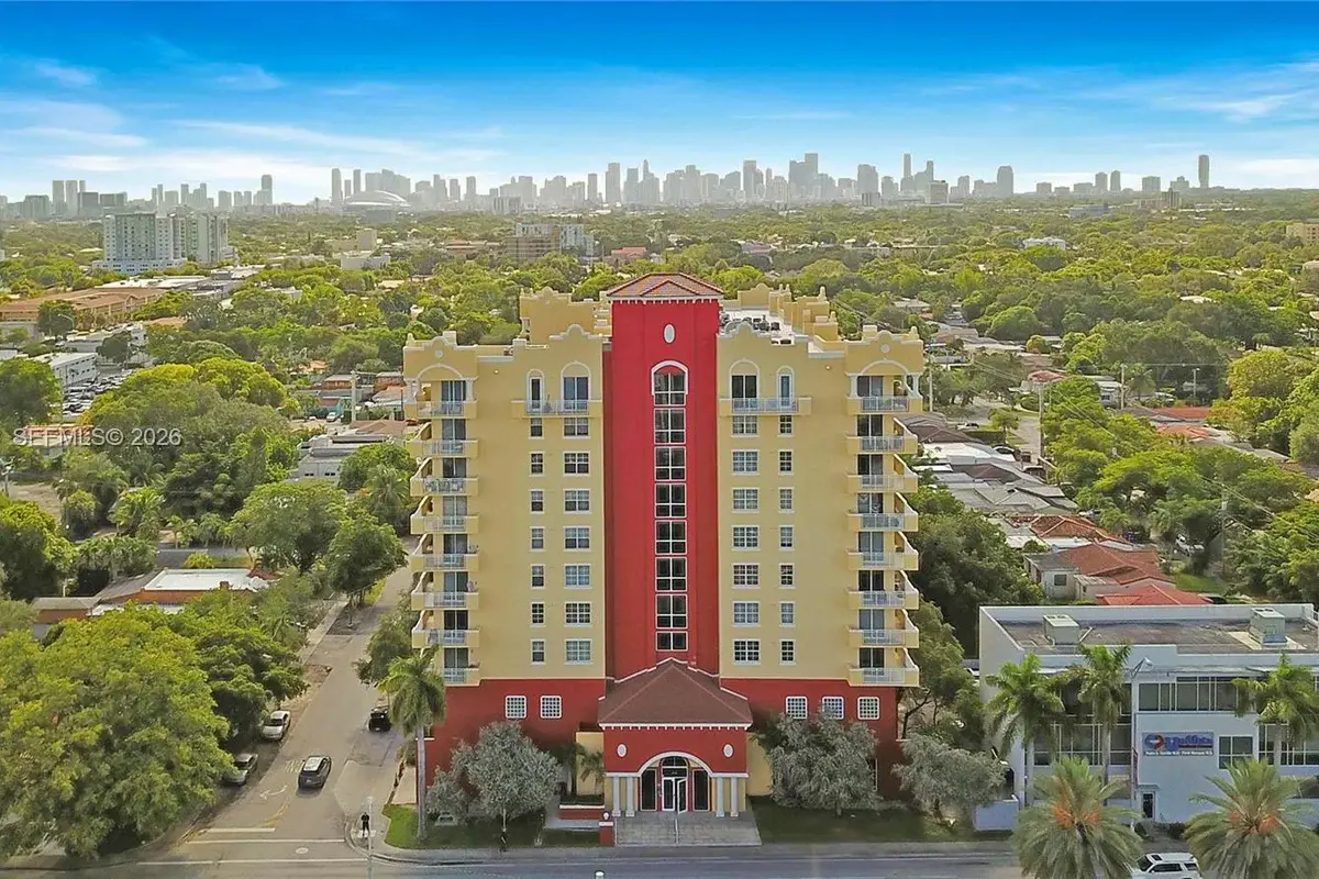 215 SW 42nd Ave #PH08, Miami: photo 1 of 17