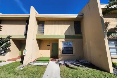 9421 NW 15th St #234, Pembroke Pines: photo 1 of 30