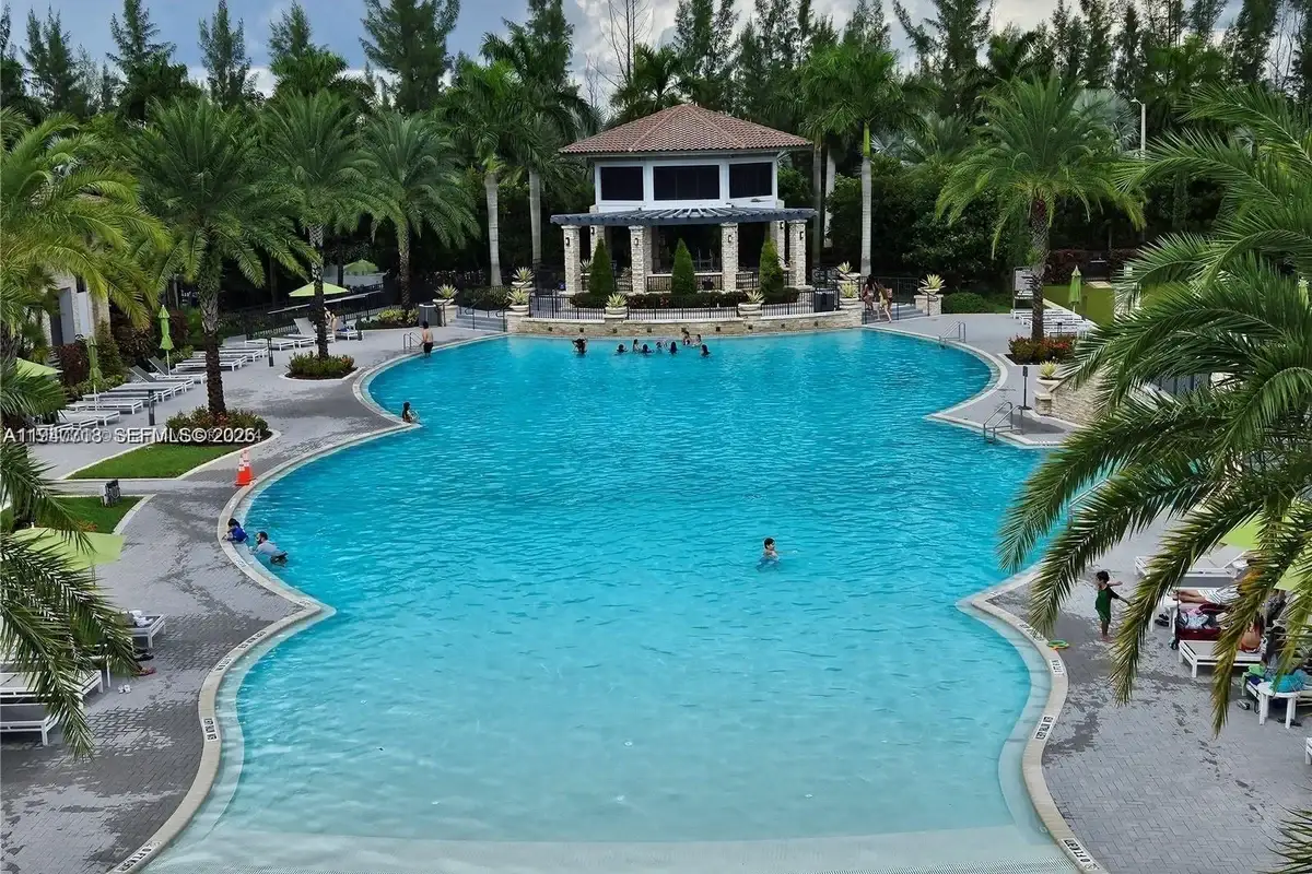 8151 NW 104th Ave #34, Doral: photo 1 of 20