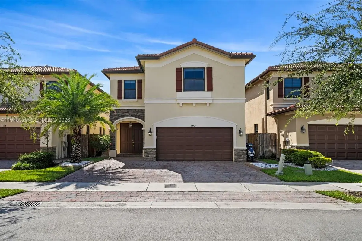8658 NW 99th Path, Doral: photo 1 of 46