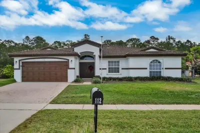 112 Cocoplum Cir, Royal Palm Beach: photo 1 of 36